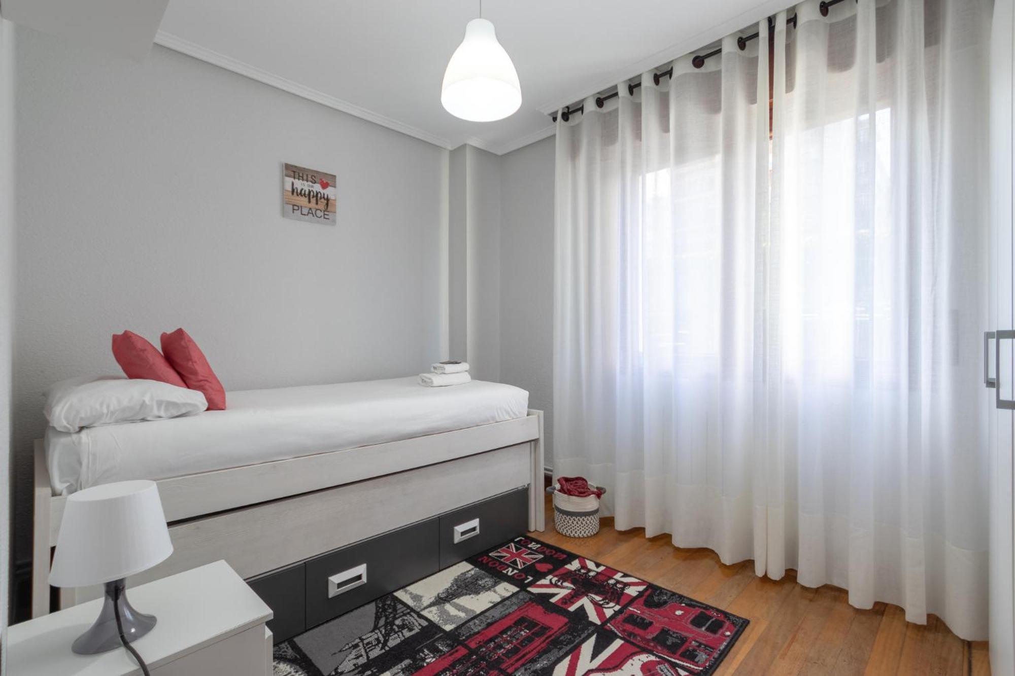 Etxebarria Apartment By People Rentals Bilbao Esterno foto